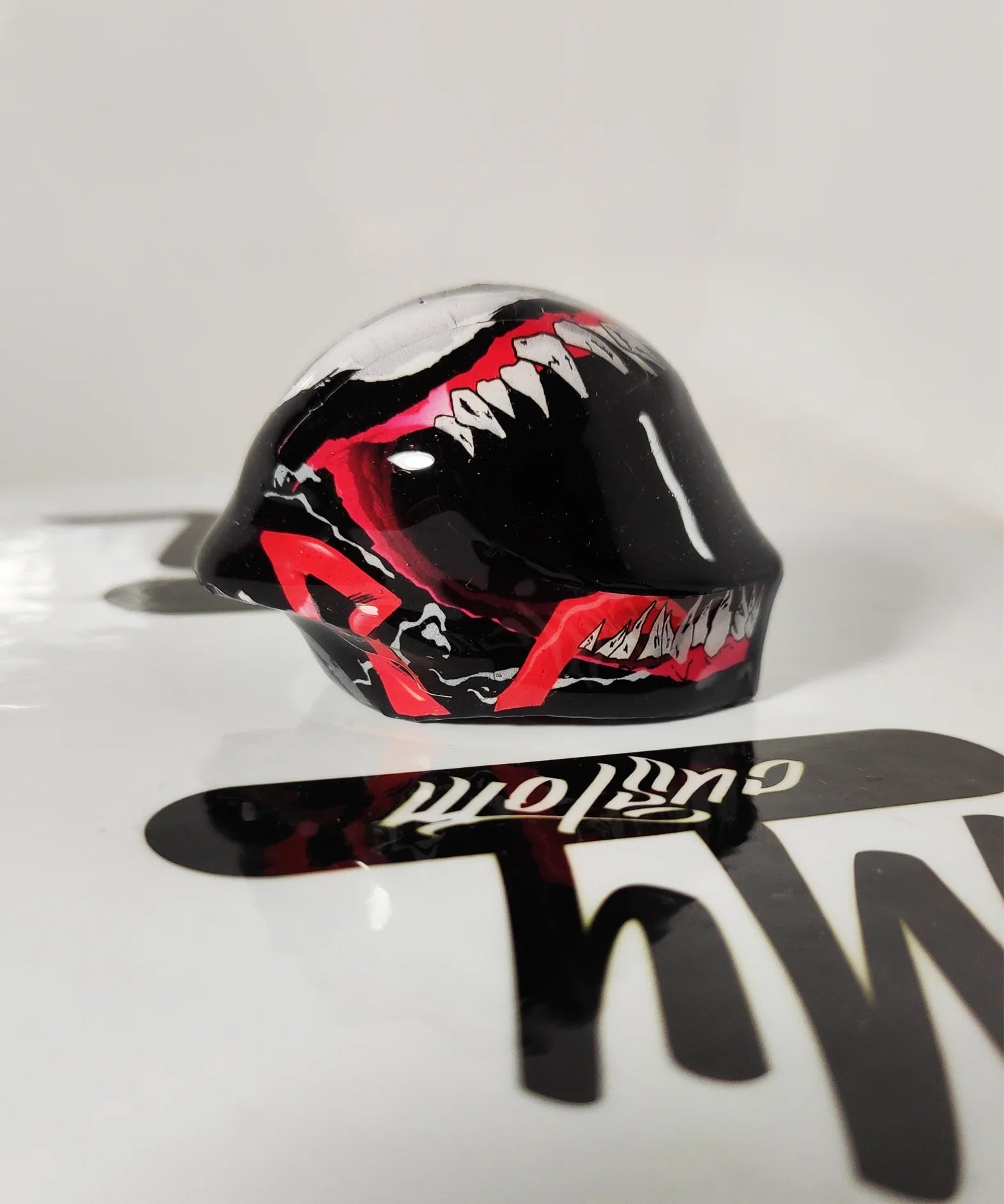 Llavero casco 3D VENOM